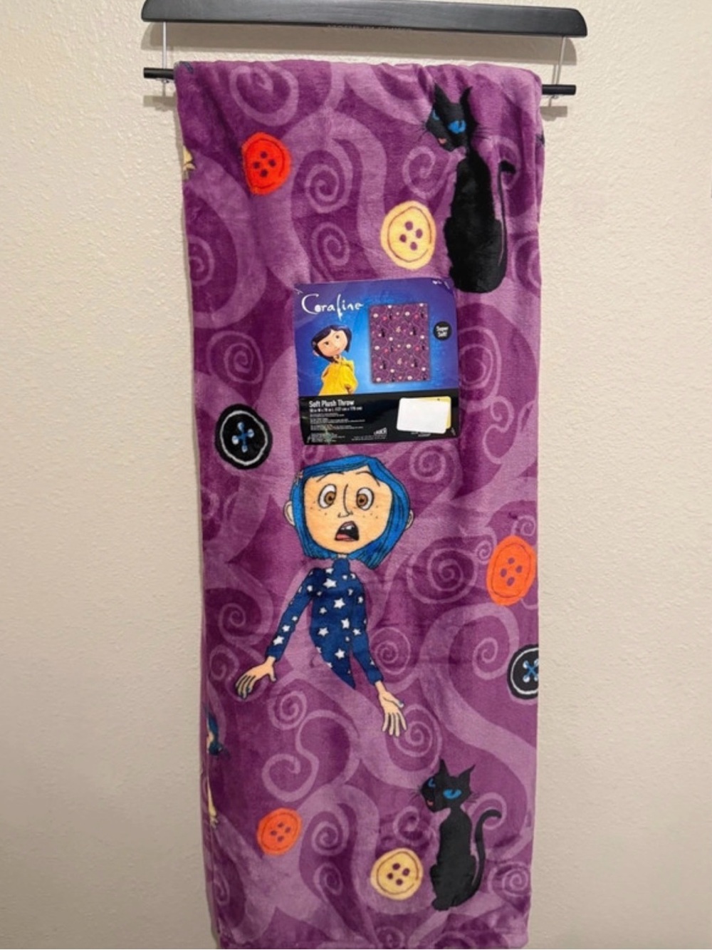 Coraline Plush Throw Blanket 50x70 in